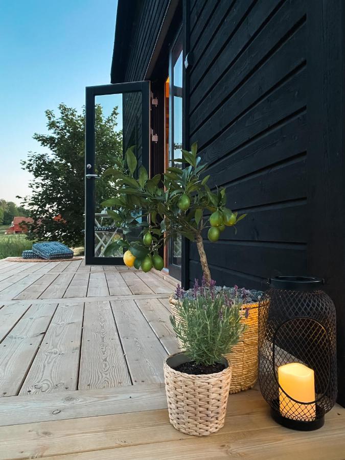Field View Cabin Örebro Exterior foto