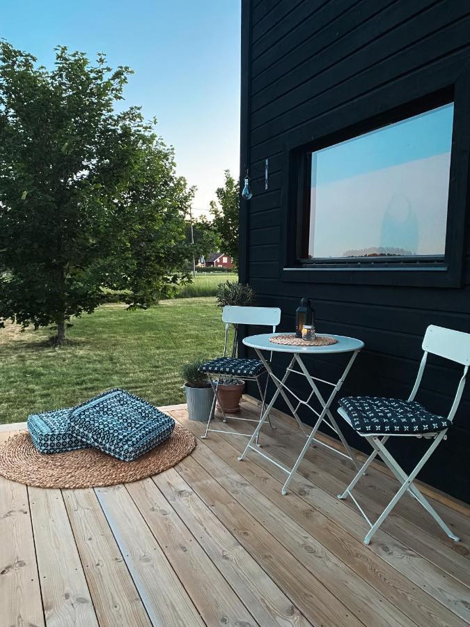 Field View Cabin Örebro Exterior foto